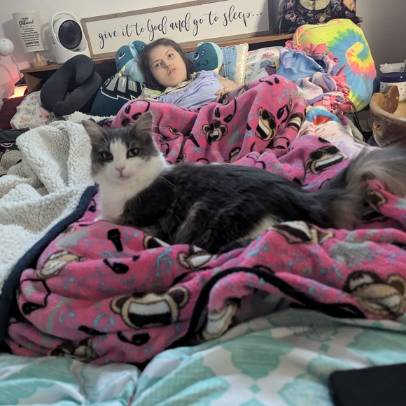 Support Kayla our Co-Host - Picture 7 of 10